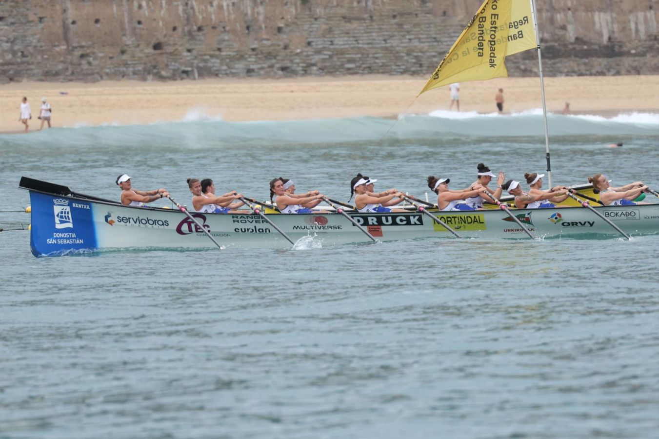 Las imágenes de la regata femenina