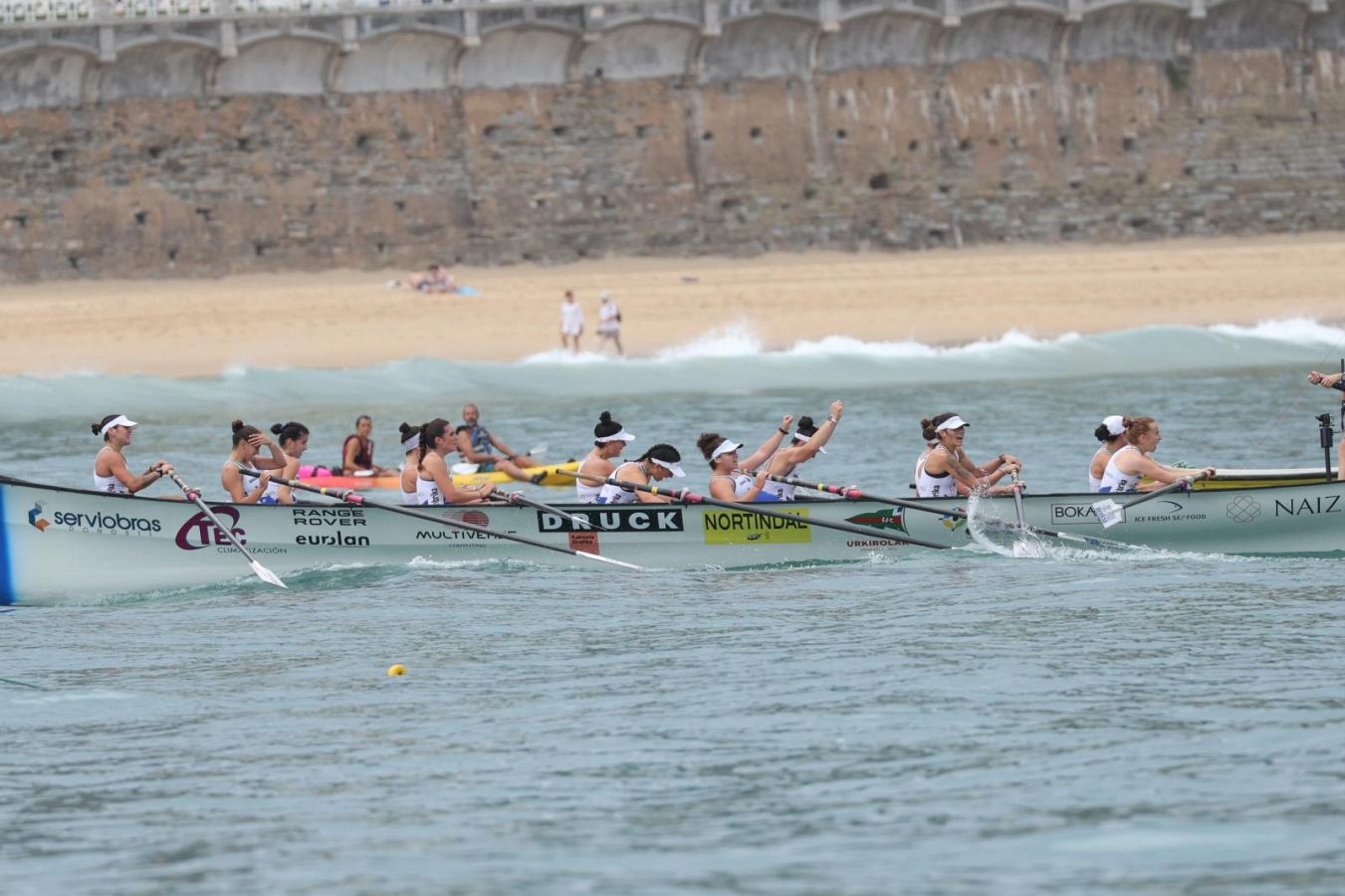 Las imágenes de la regata femenina