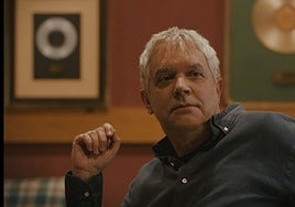 Juan Carlos Pérez, Itoiz taldeko ahotsa eta gitarjolea.