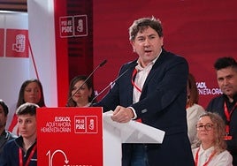 El PSE pide llegar «hasta el final» y el PP acusa al PNV de contribuir a «deslegitimar» el cuerpo