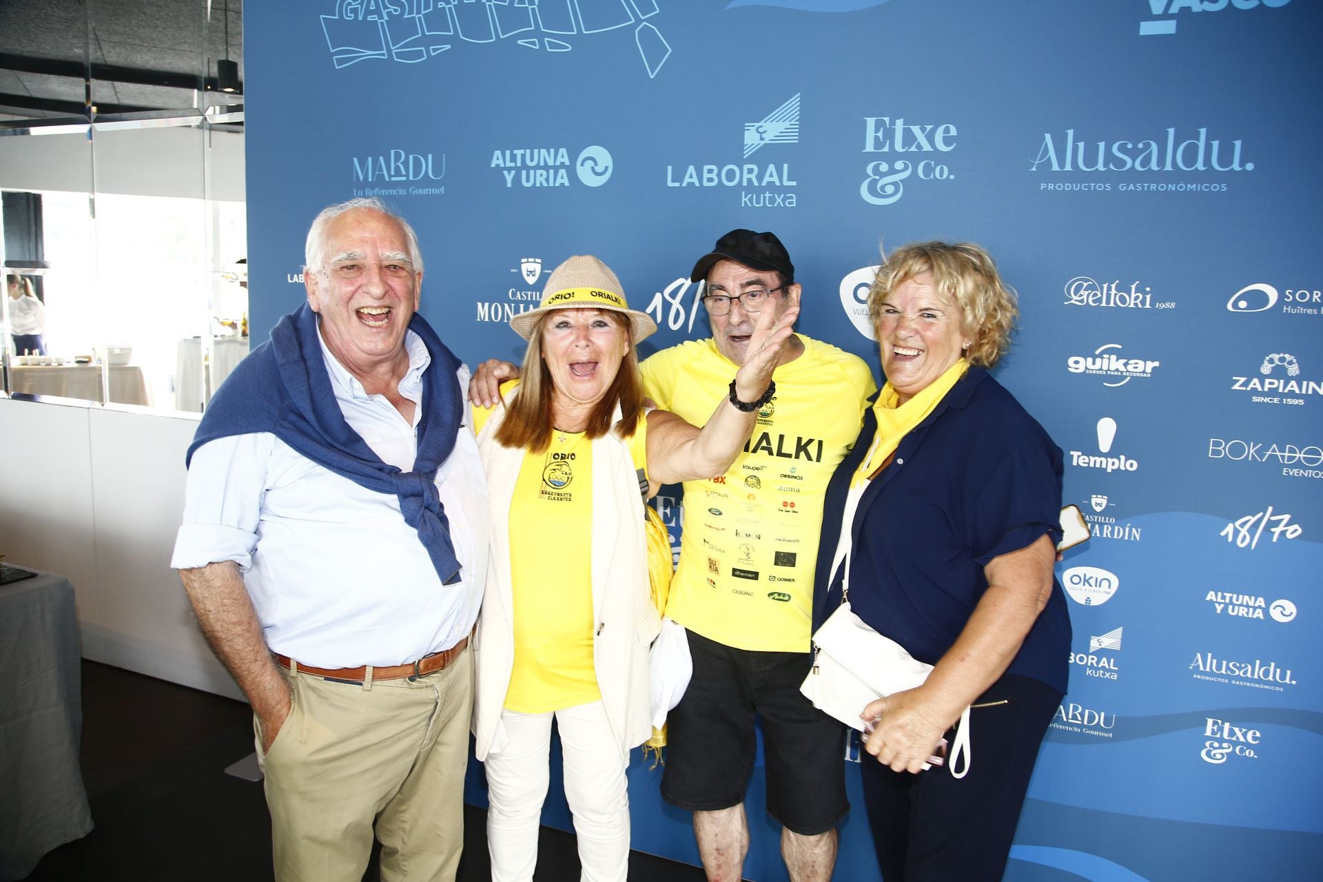 Photocall de la fiesta de DV para disfrutar de la Bandera de La Concha