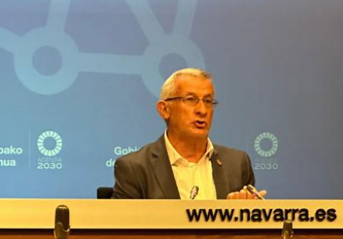 El vicepresidente Félix Taberna, en la rueda de prensa ofrecida este lunes sobre el envío de la documentación del Gobierno a la comisión de investigación del Parlamento.