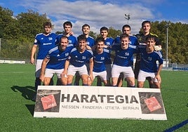 El principal equipo masculino de Oiartzun en el campo de Karla Lekuona.