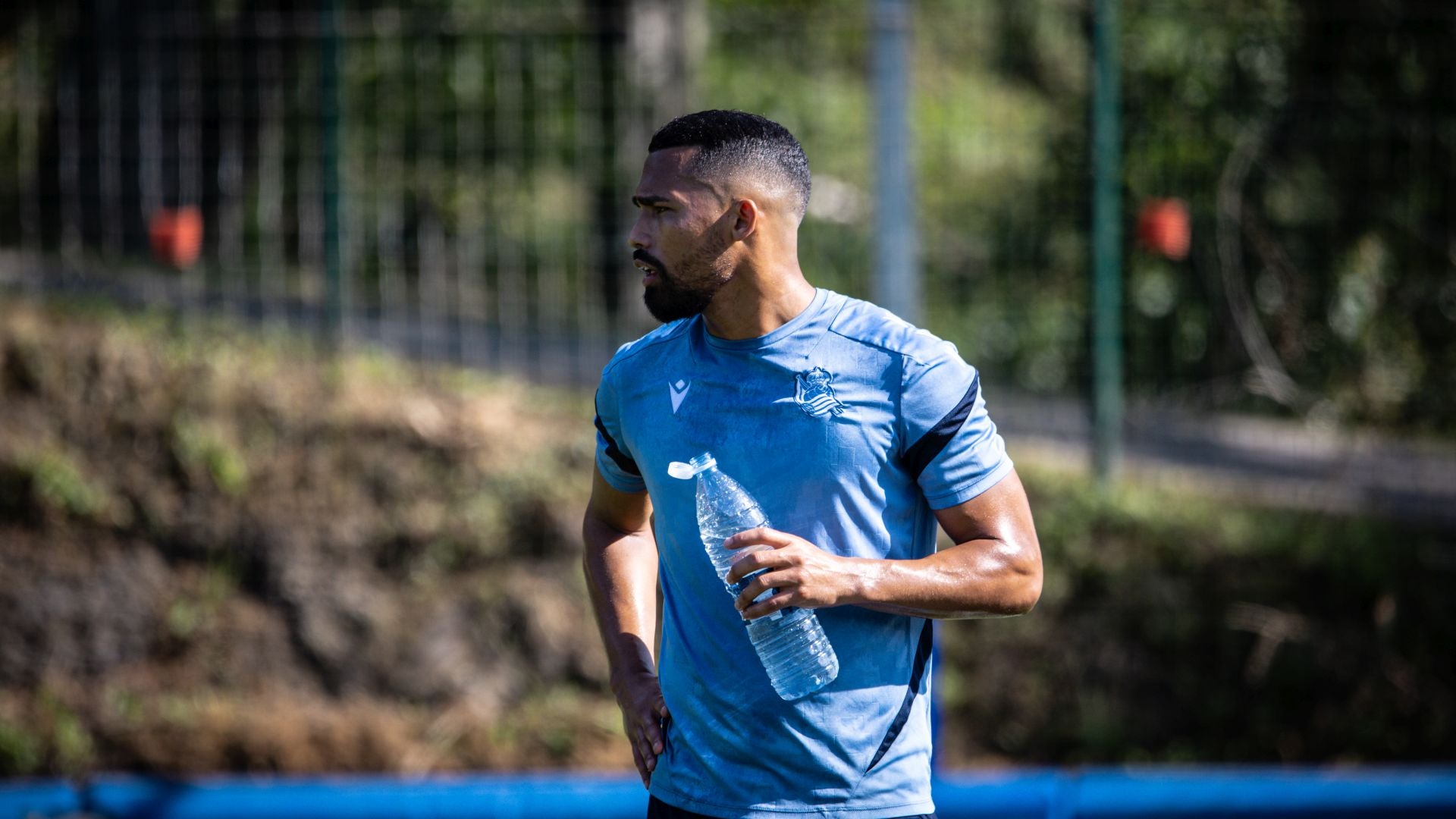 Sergio dirige un entrenamiento con muchas novedades