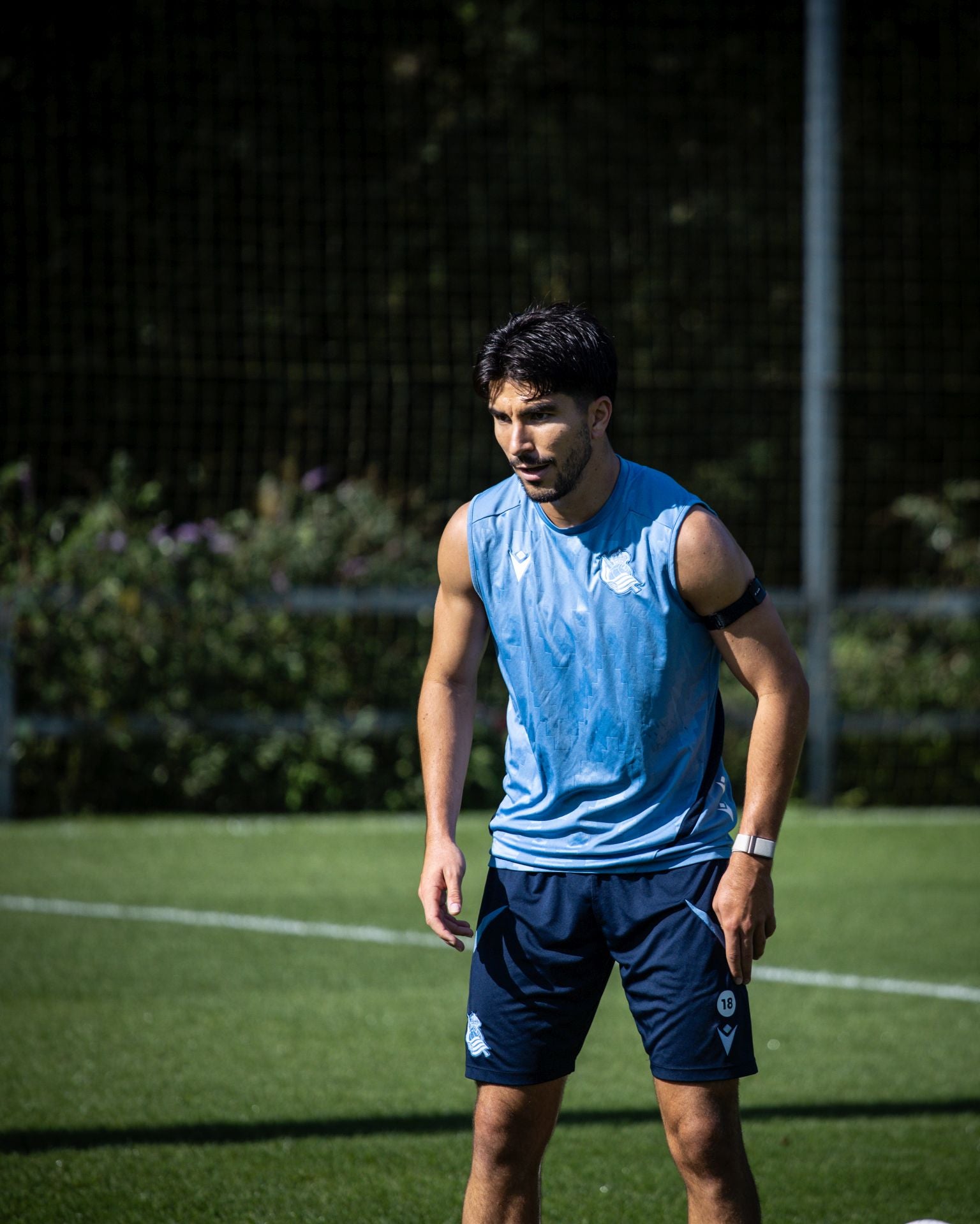 Sergio dirige un entrenamiento con muchas novedades