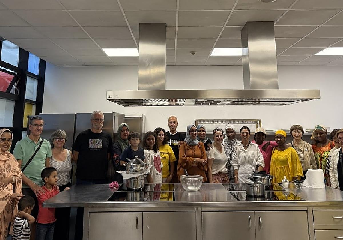 Clases de cocina intercultural llevadas a cabo esta misma semana con motivo de la fiesta del domingo.