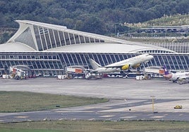 Terminal del aeropuerto de Bilbao.
