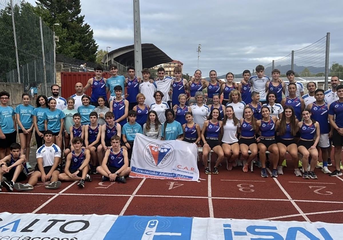 El CAR presentó a sus atletas.