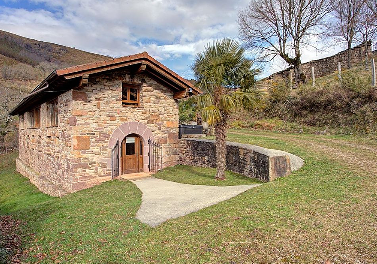 La villa se ubica en el pueblo de Elgorriaga.