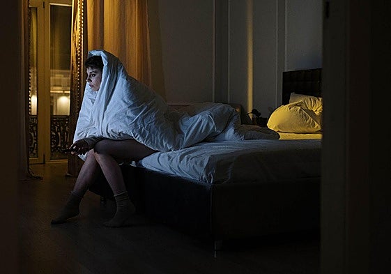 Los hábitos que adoptan las personas inteligentes a la hora de dormir