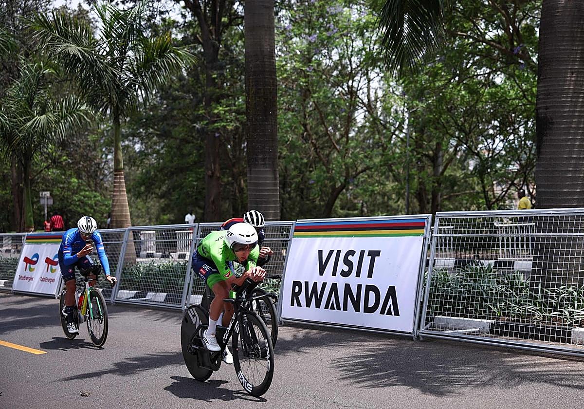 Tadej Pogacar, en un entrenamiento en el circuito del Mundial de contrareloj en Kigali