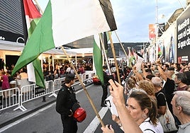 Manifestación a favor de Palestina en la sesión inaugural del Zinemaldia.