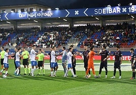 El Eibar recibirá esta tarde al Sanse para disputar el primer derbi del curso en Ipurua.