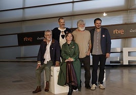 Los actores de la película en el festival.