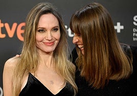 Revive la alfombra roja de Angelina Jolie en el Zinemaldia