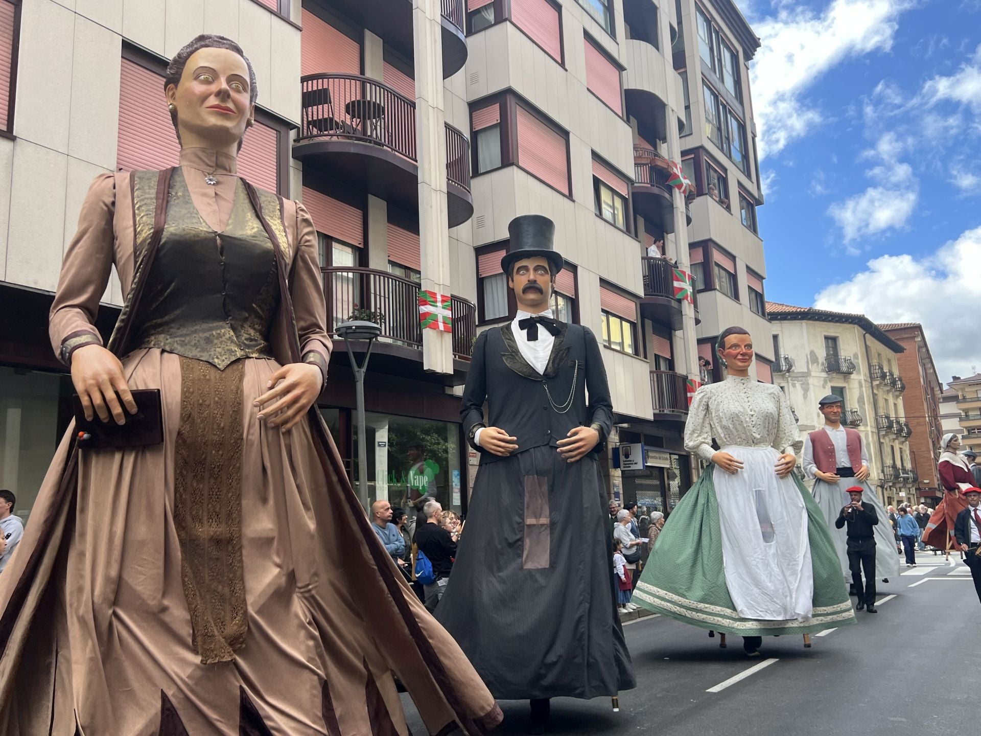 Ya solo quedan siete días para que la bajada del txantxiku