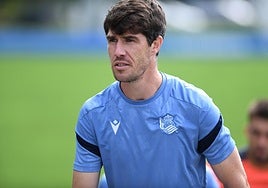 Aritz Elustondo, antes de un entrenamiento