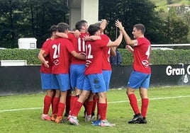 Debut con victoria y buen juego en Zarautz