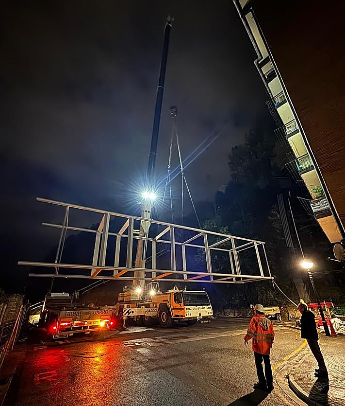 Imagen secundaria 2 - Tres meses para ensamblar 250 toneladas de acero