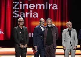 Asier Altuna y Telmo Esnal han recibido el premio Zinemira.