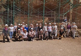 El grupo de mujeres de Killirikupe en un viaje a Atapuerca.