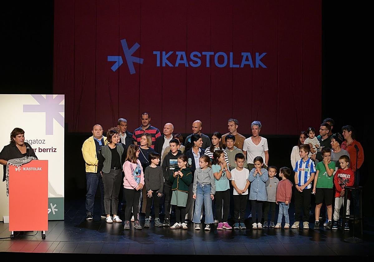 Representantes de Ikastolak en el acto de inicio de curso, ayer en el Seminario de Bergara.