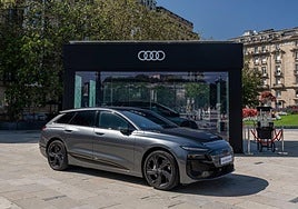 El Audi A6 Avant e-tron convertido en sala de cine en Donostia.
