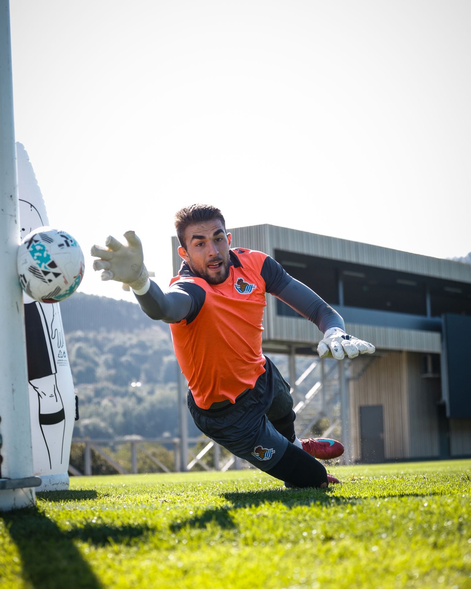 Sol y buen humor para enfrentarse al Barcelona