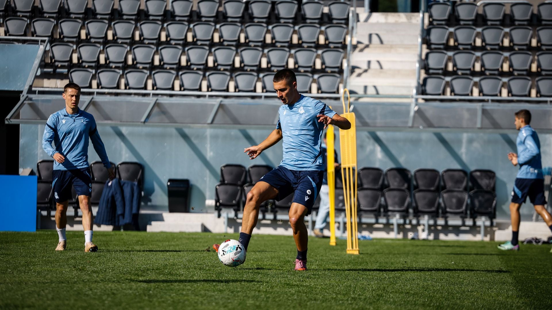 Sol y buen humor para enfrentarse al Barcelona