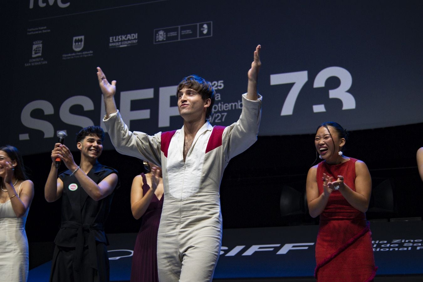 El preestreno de Go!azen en el Velódromo, un éxito de público