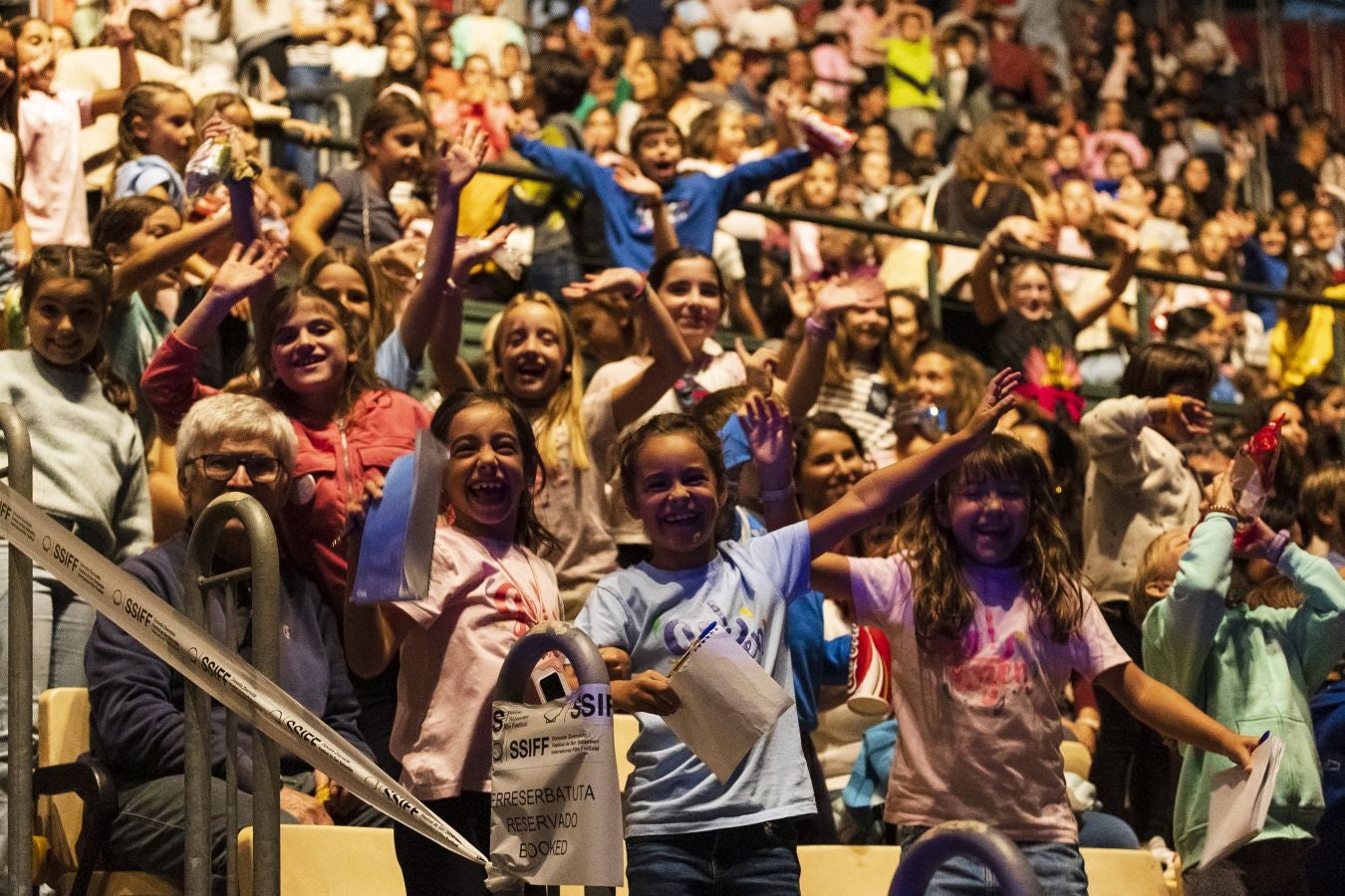 El preestreno de Go!azen en el Velódromo, un éxito de público