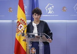 La portavoz del PNV en el Congreso, Maribel Vaquero, en una rueda de prensa el pasado martes.