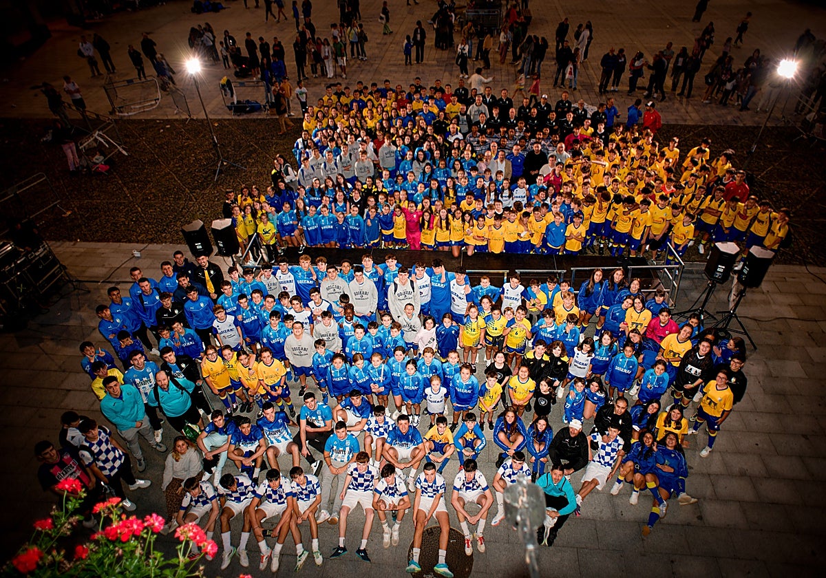 Foto de familia de todas las disciplinas.