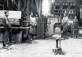 Trabajadores de Patricio Echeverría en Legazpi.