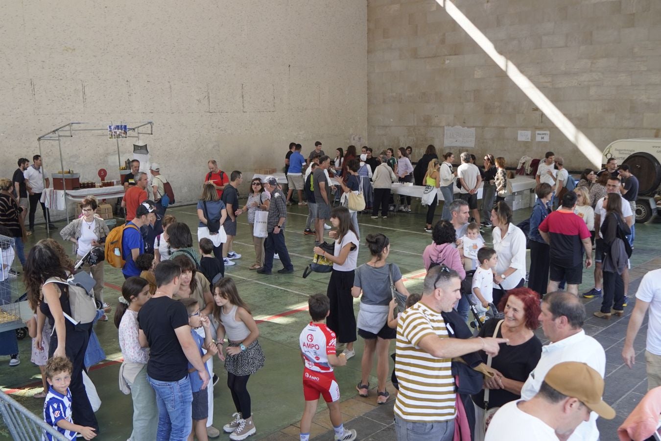 Landa-mundua Lazkaoko bihotzean: Basherri Eguna ospakizun betean