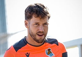 Remiro fue uno de los protagonistas del partido ante el Barcelona.