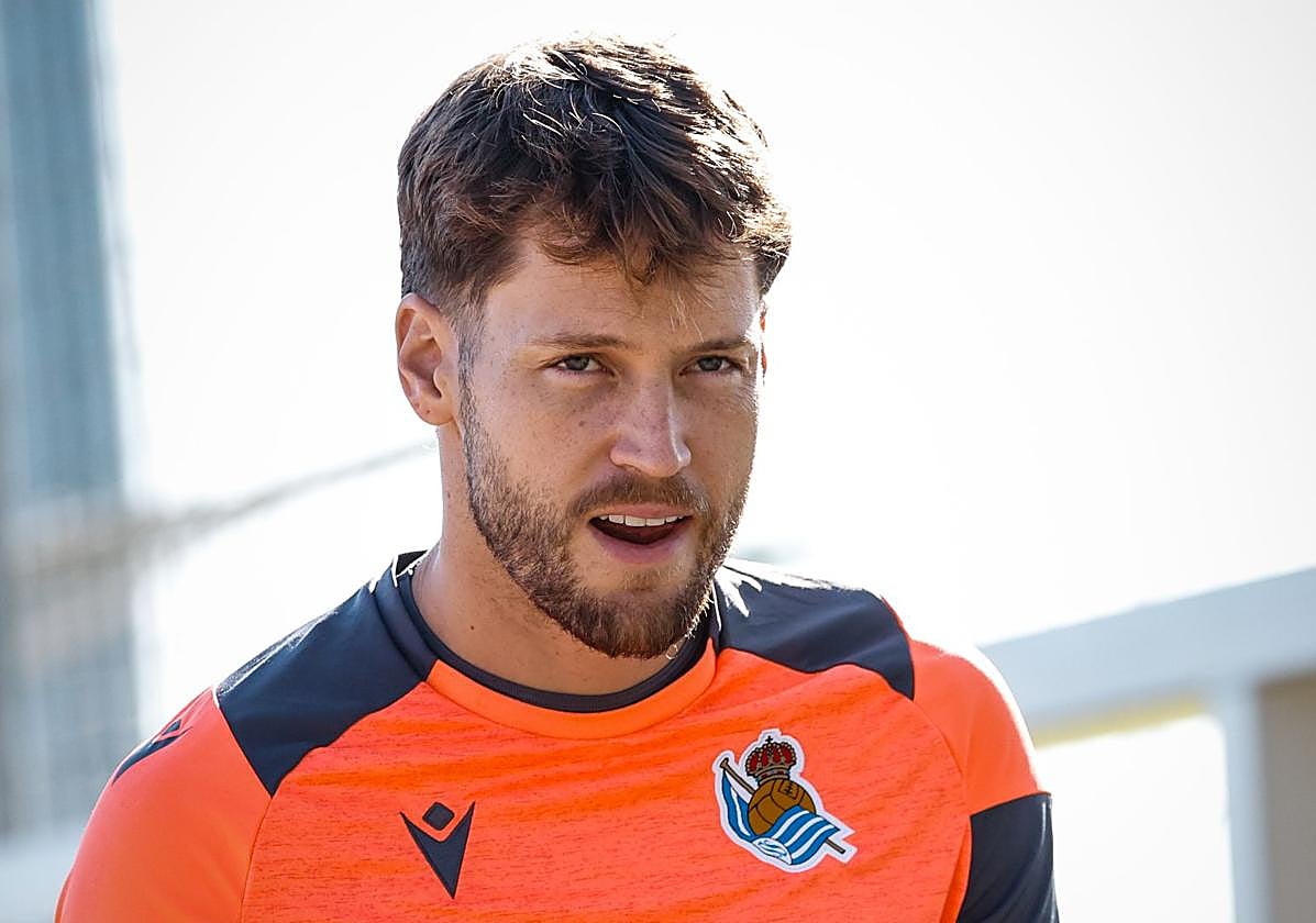 Remiro fue uno de los protagonistas del partido ante el Barcelona.