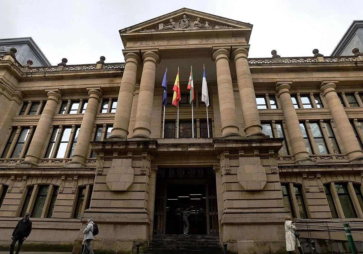 Fachada de la Audiencia Provincial de Gipuzkoa.