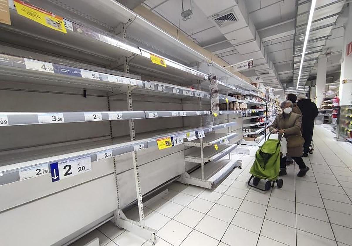 Imagen de archivo de un supermercado.