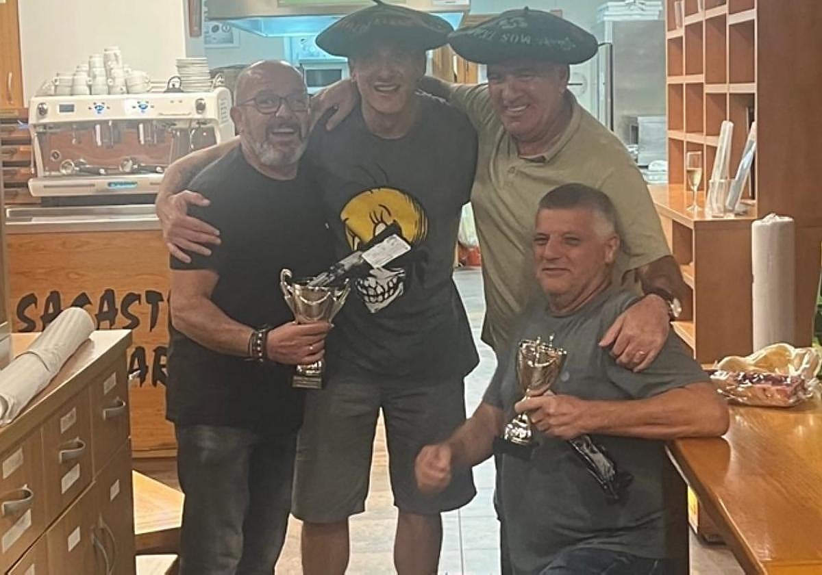 Los cuatro primeros clasificados en la sociedad Sagastialde.