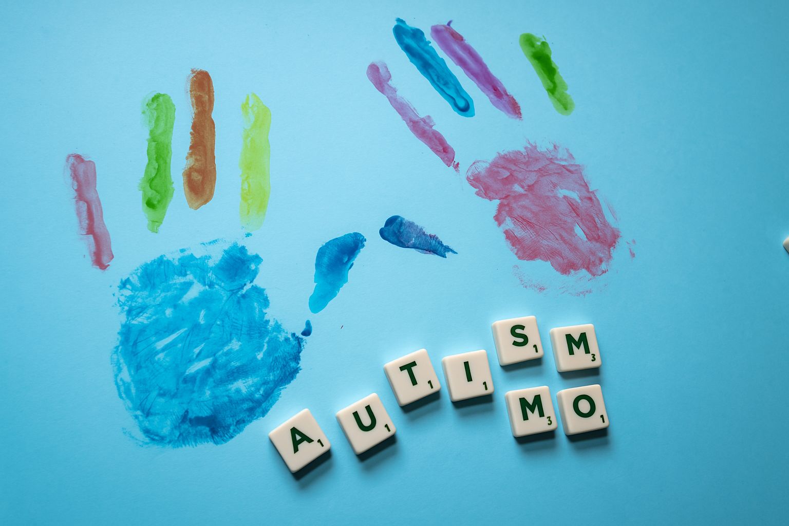 Los bulos sobre el autismo, de las vacunas de un estudio 'fake' al paracetamol de Donald Trump