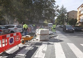 Las obras se prolongarán dos semanas más en Julio Urkijo.