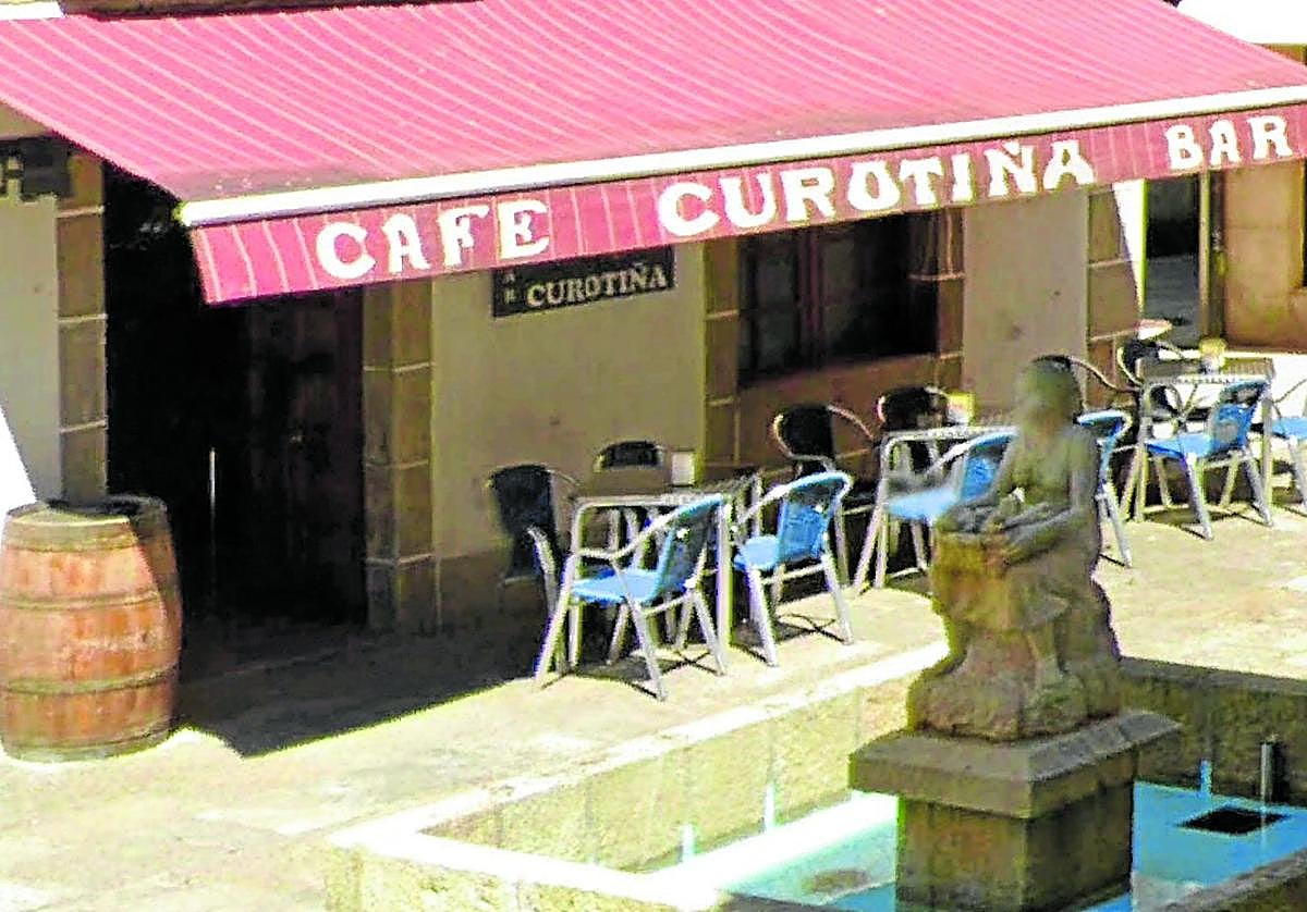 Vista de la entrada al bar Curotiña de A Pobra do Caramiñal.