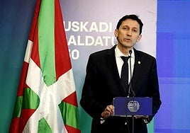 El consejero de Hacienda y Finanzas, Noël d'Anjou, este miércoles en la presentación del Plan de Inversiones.