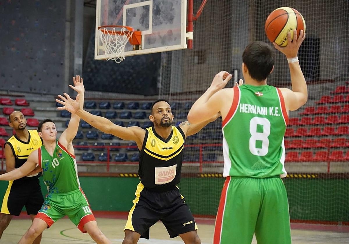 El Artesanos Juantxo buscará la victoria en casa.