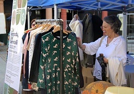 Irailak 19an egin zen lehen azoka Zarautzen.