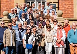 Quinta del 55. Ya me estáis pillando. También se apuntaron a disfrutar de la vida.