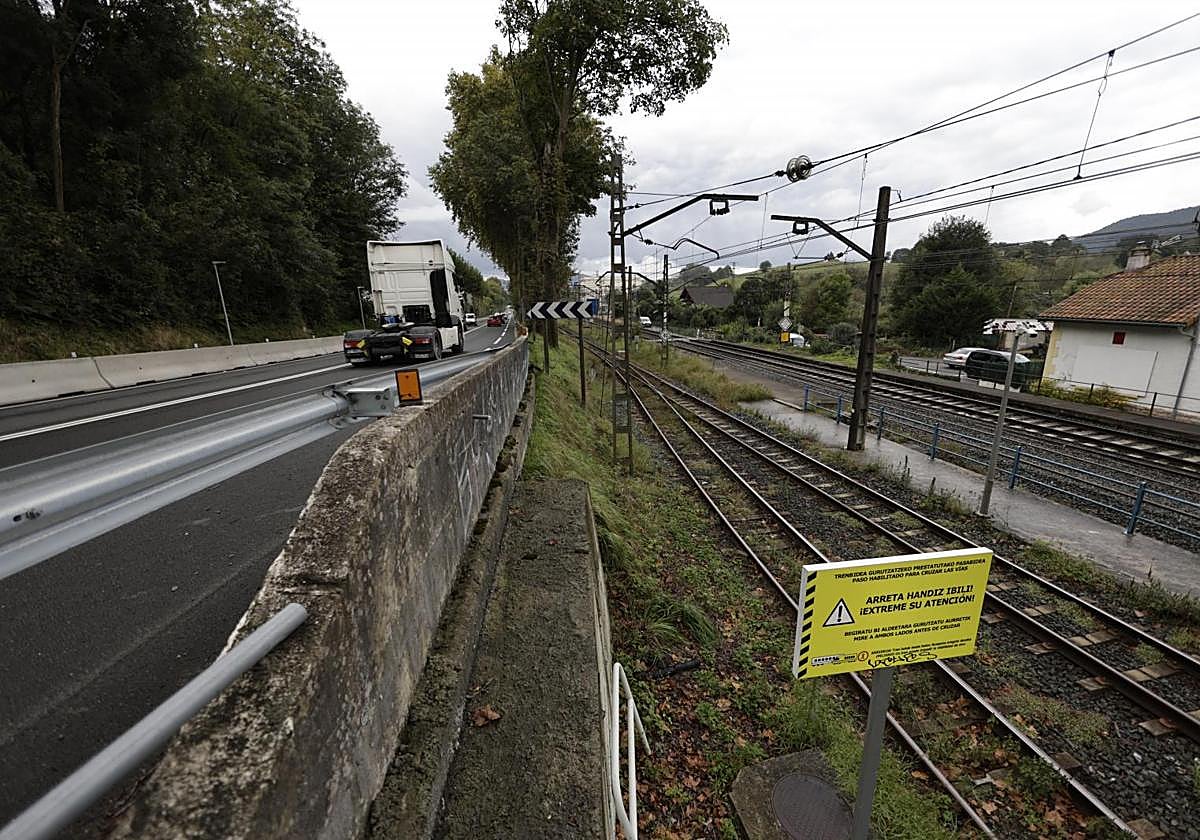 El trazado ferroviario en Gaintxurizketa.