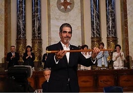 Goia, con la makila tras ganar las elecciones de 2023.