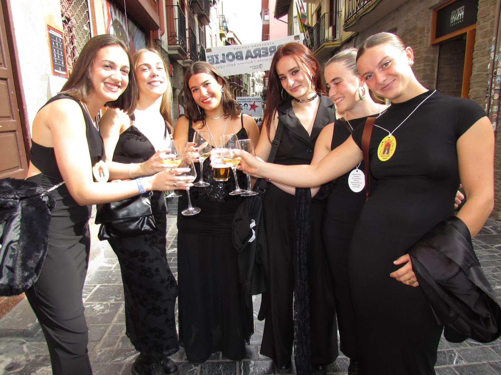 Arrasate se viste de gala para celebrar Maritxu Kajoi